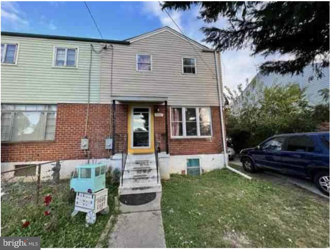7705 25th Avenue photo 1