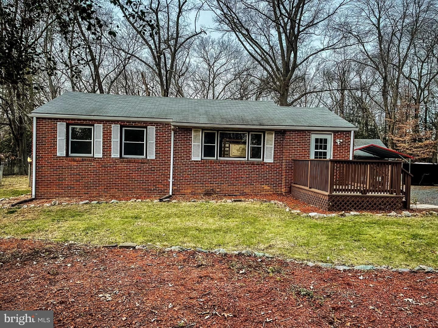 6204 McKay Drive photo 1