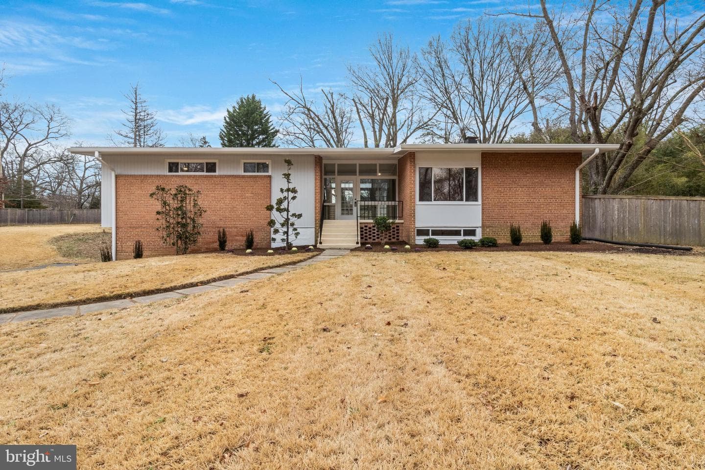 8605 Old Branch Avenue photo 1