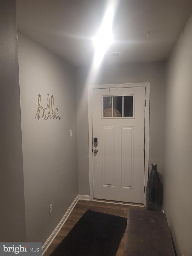 2101 Sarazan Way photo 1
