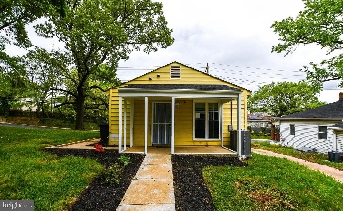 5524 Addison Road photo 1
