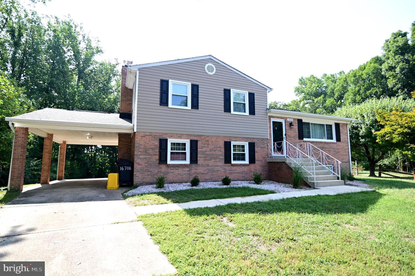 16706 Old Cabin Place photo 1