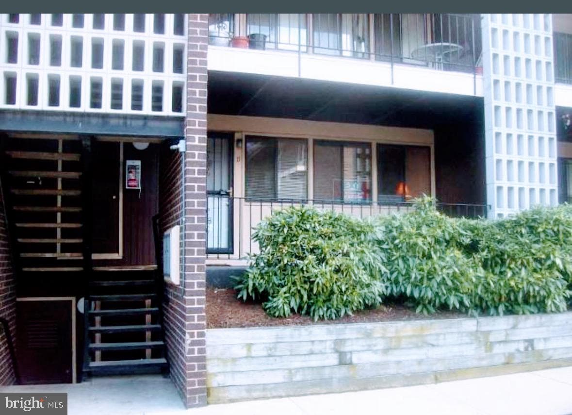 3914 Stone Gate Drive #d photo 1