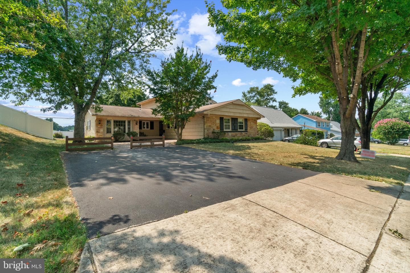 2910 Tapered Lane photo 1
