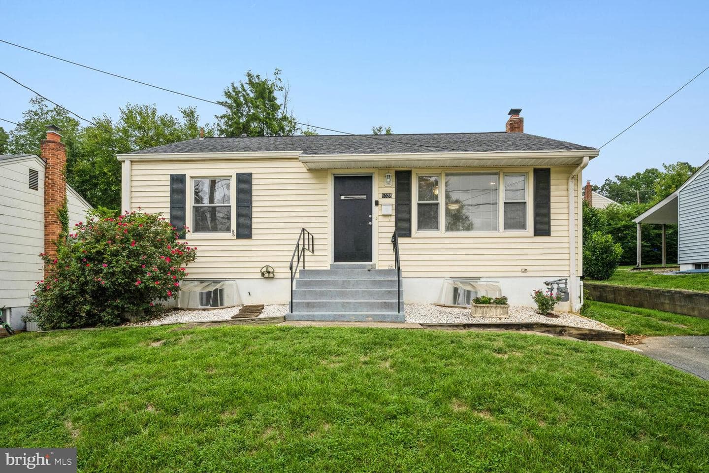 5028 Iroquois Street photo 1