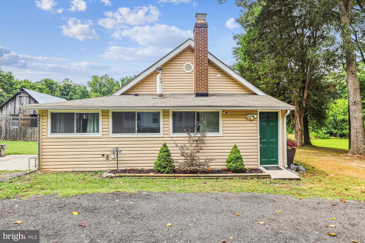 17804 Livingston Road photo 1