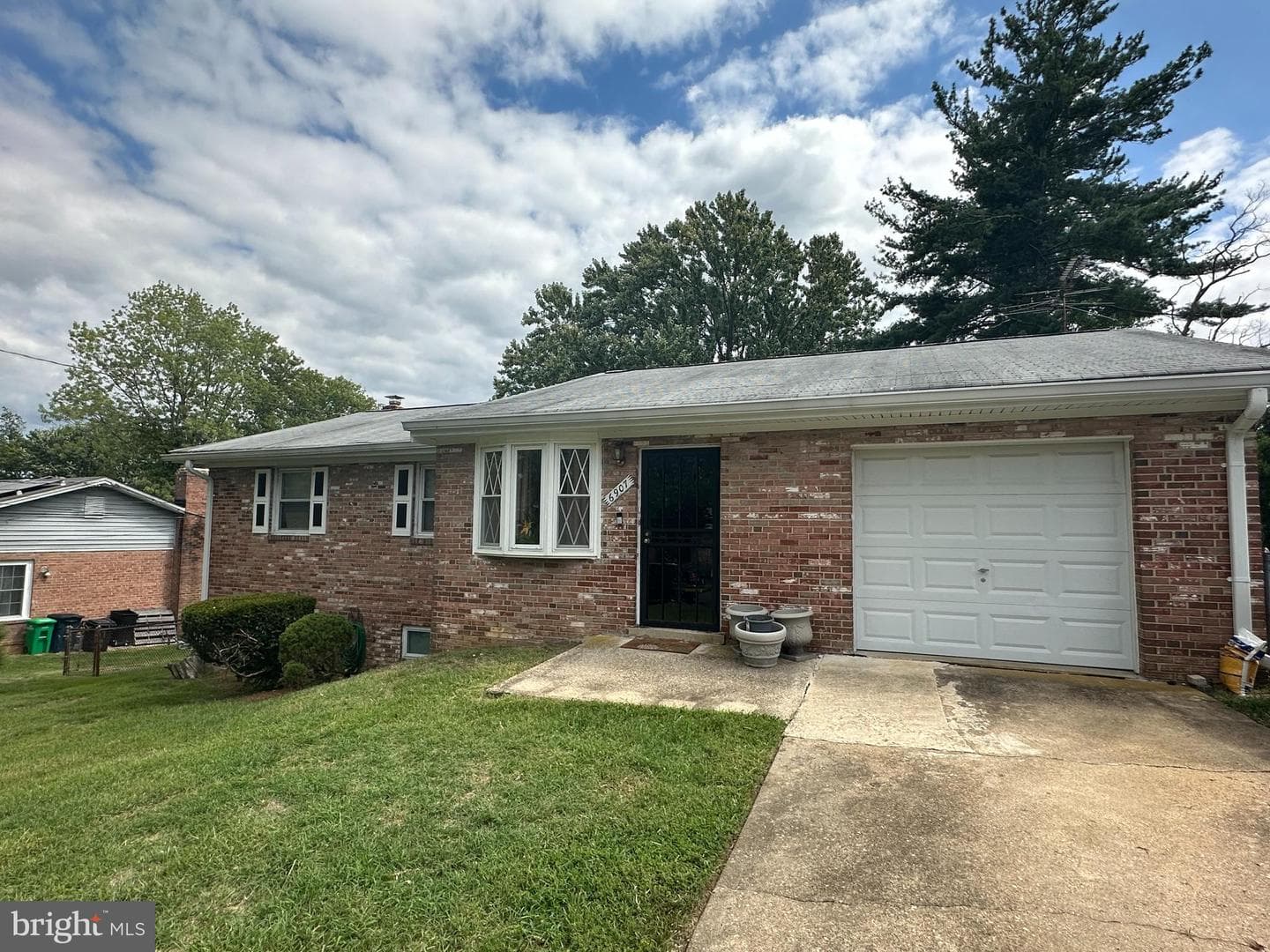 6907 Northgate Parkway photo 1