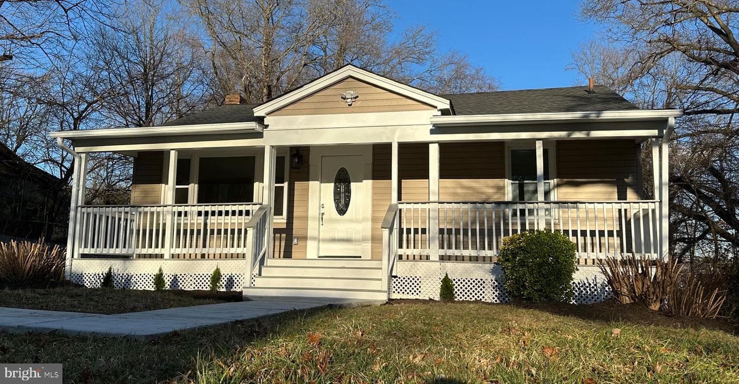 8305 Cowan Avenue photo 1