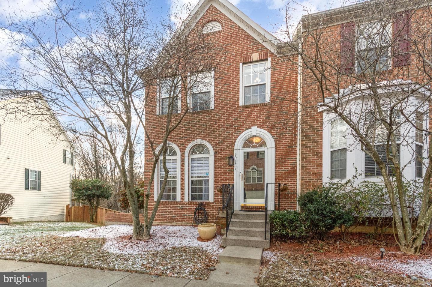 10123 Tulip Tree Drive photo 1