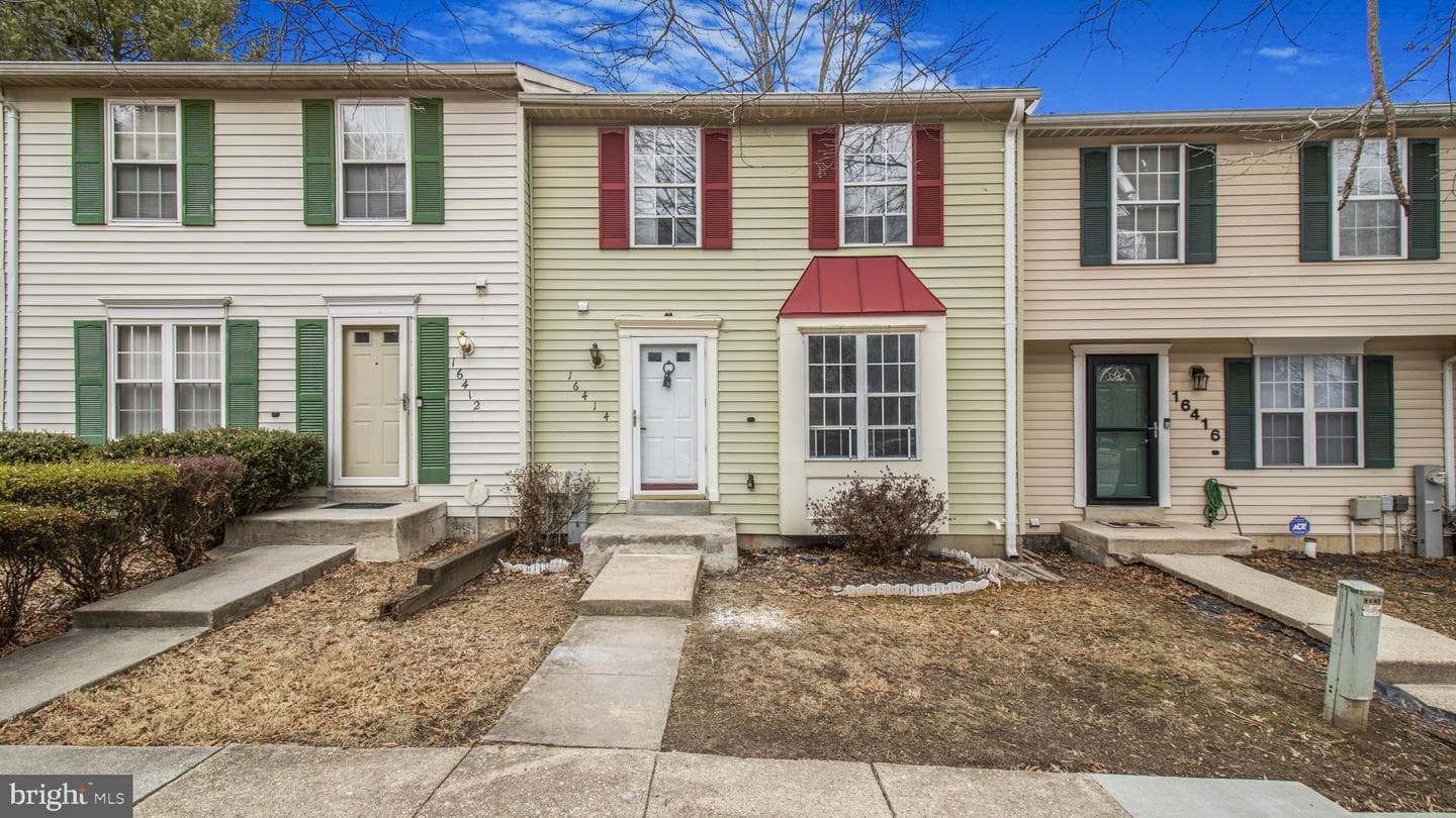 16414 Pennsbury Drive photo 1