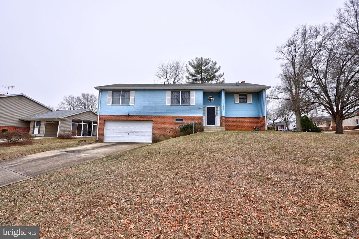 1205 Kings Tree Drive photo 1