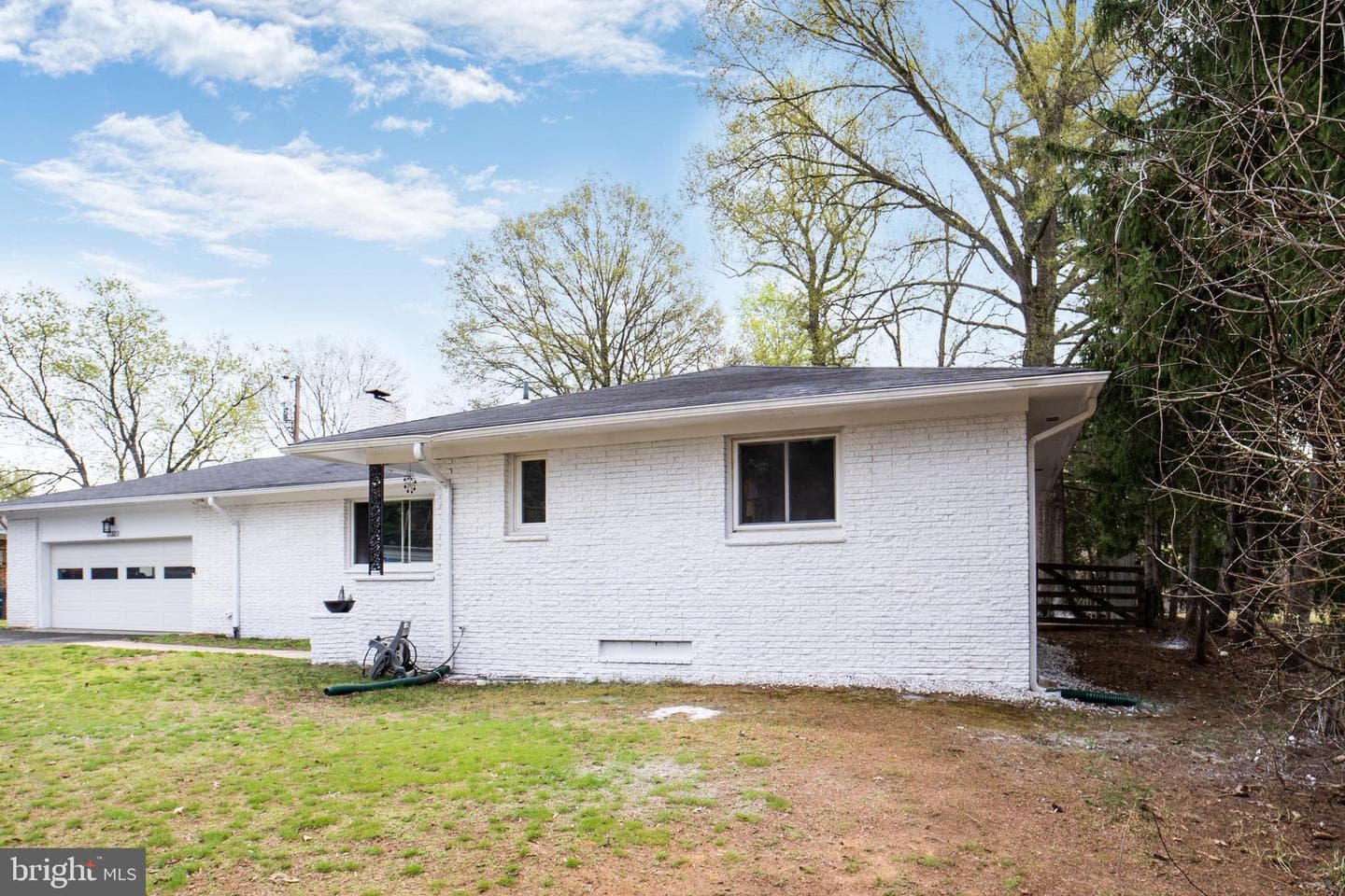12323 Lanham Severn Road photo 1