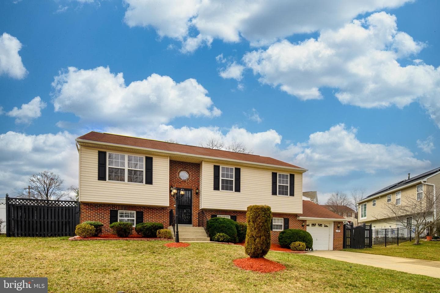3525 Portal Avenue photo 1