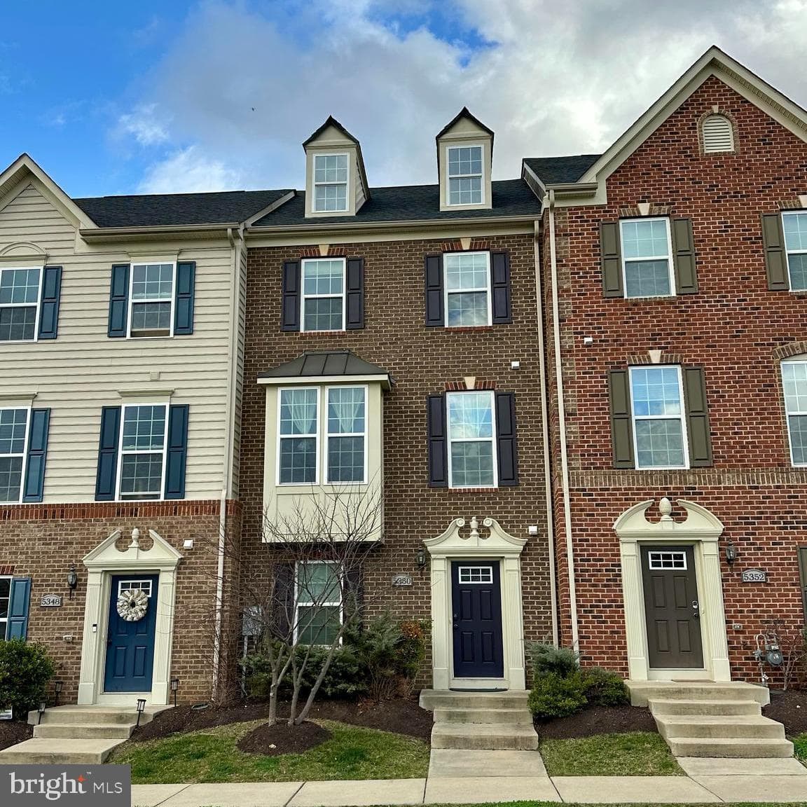 5350 N Center Drive photo 1