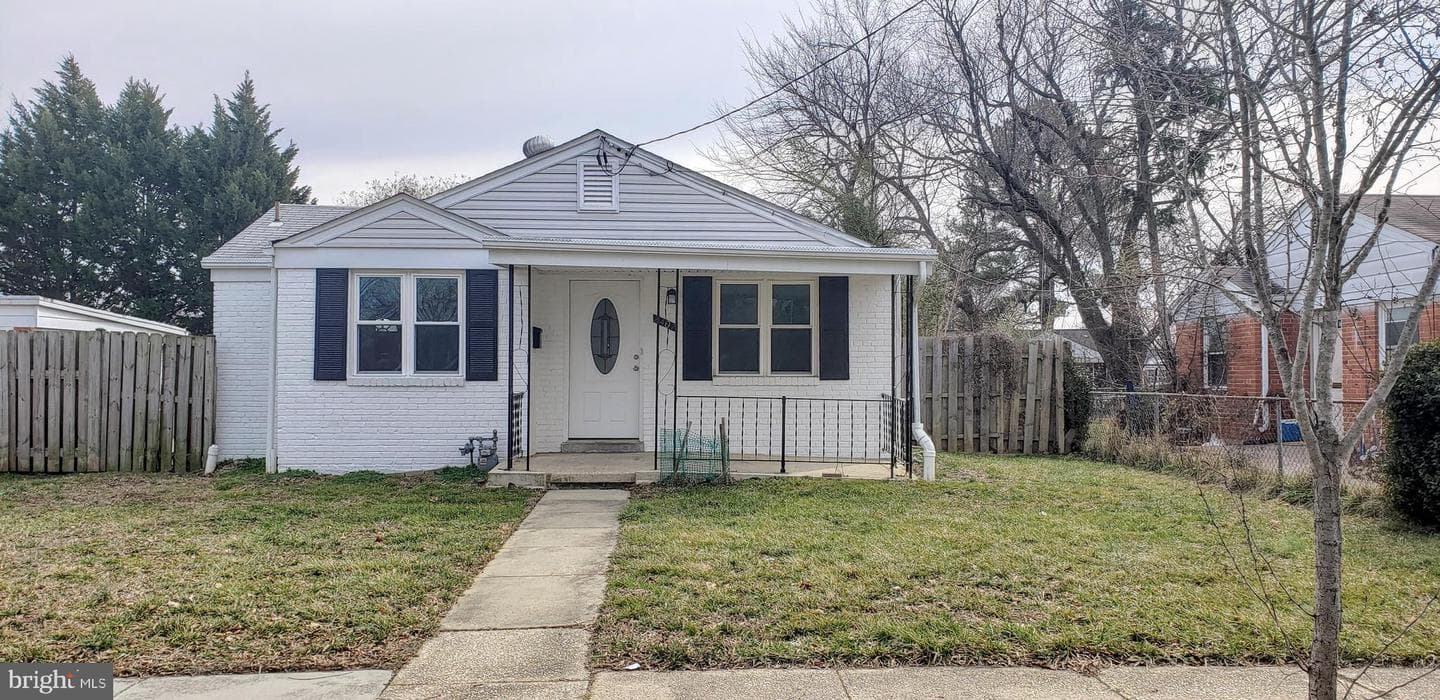 2407 Griffen Street photo 1