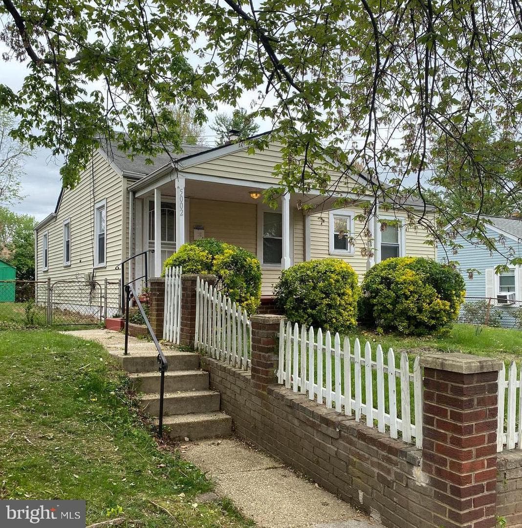 5002 Lackawanna Street photo 1