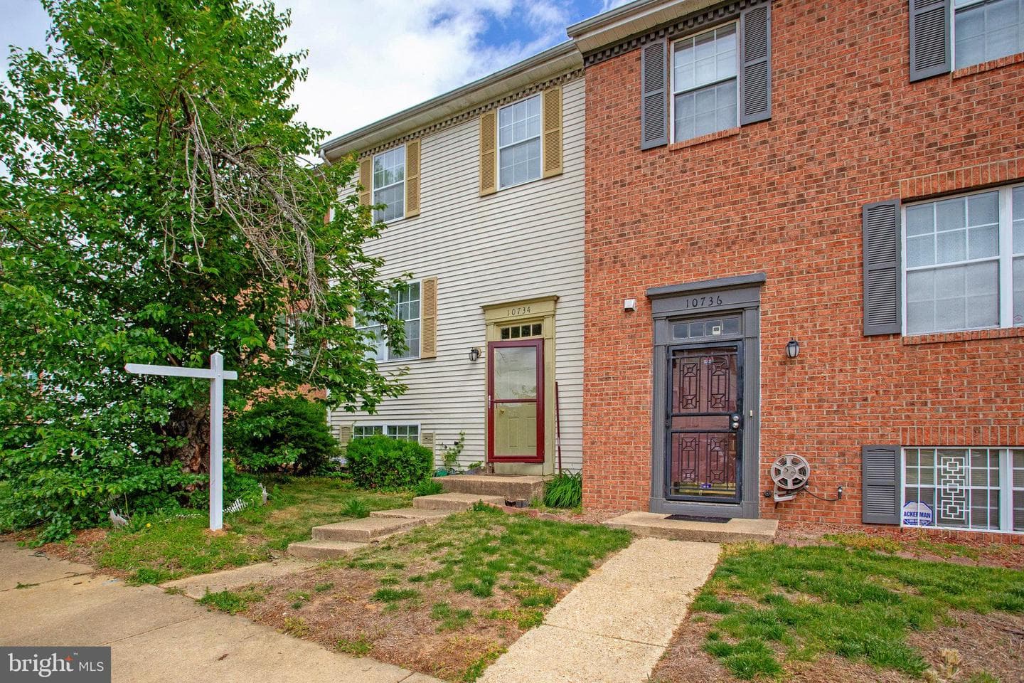10734 Castleton Way photo 1