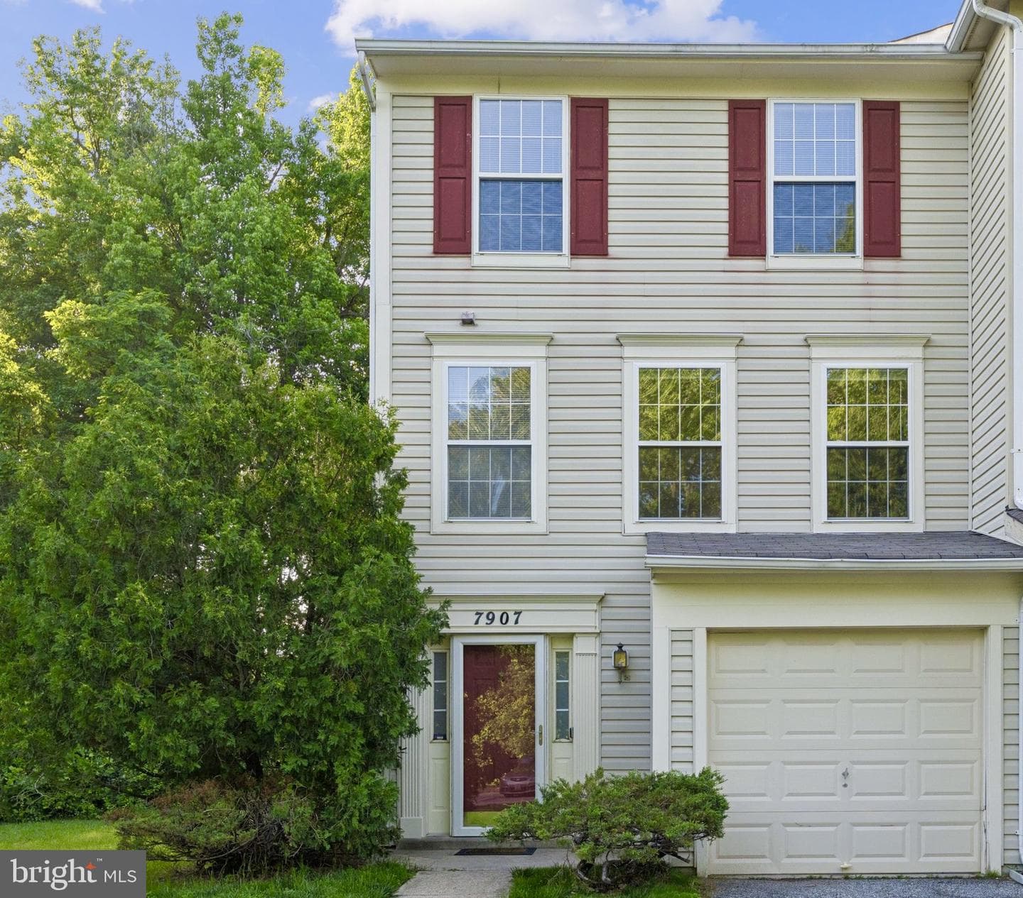 7907 Fox Park Court photo 1