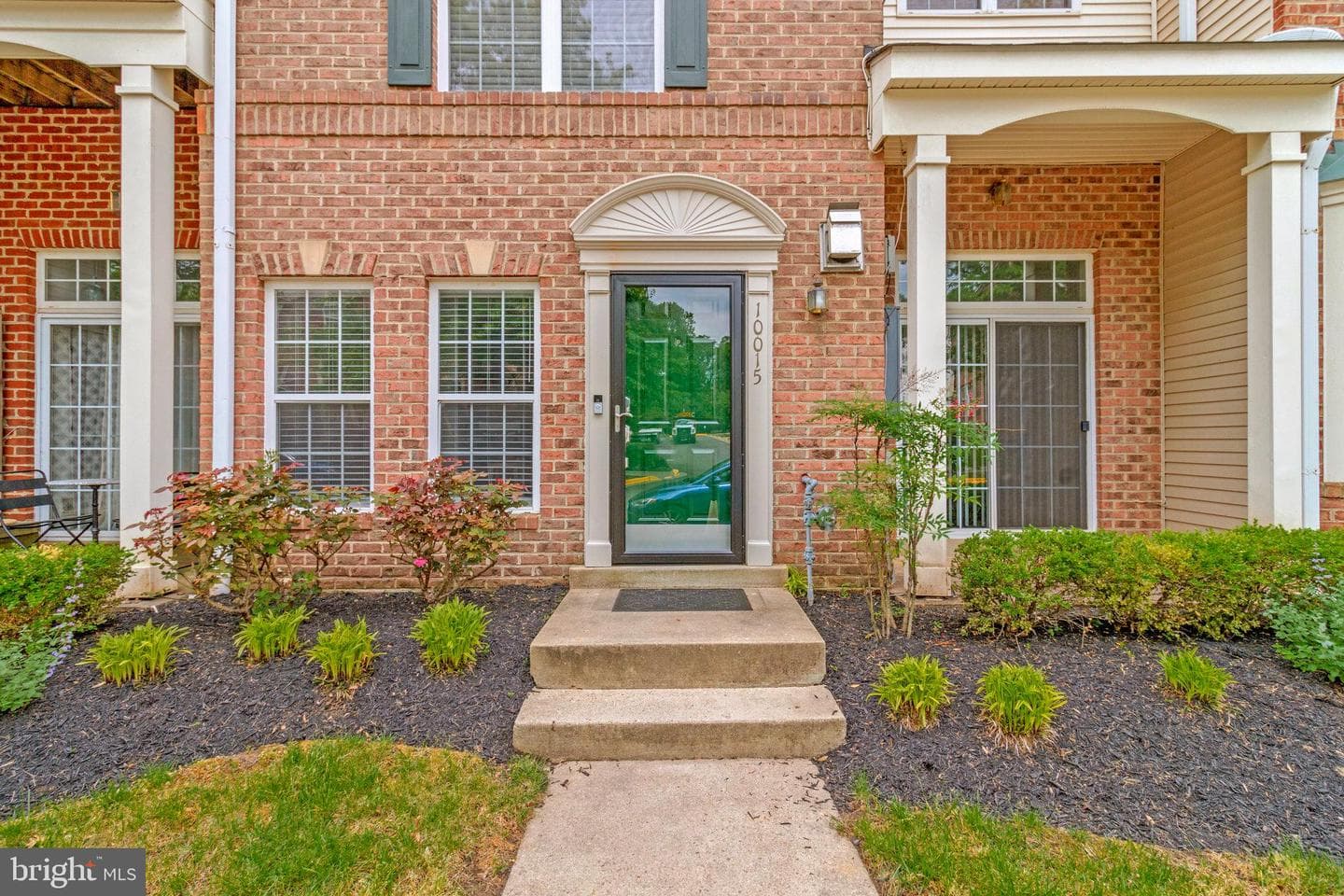 10015 Greenspire Way #10 photo 1