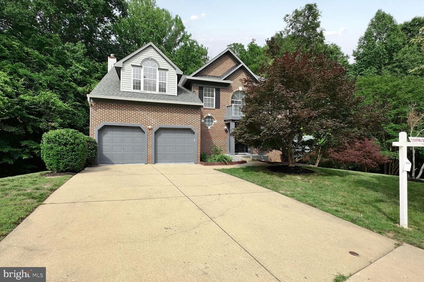 8916 Gladeside Drive photo 1