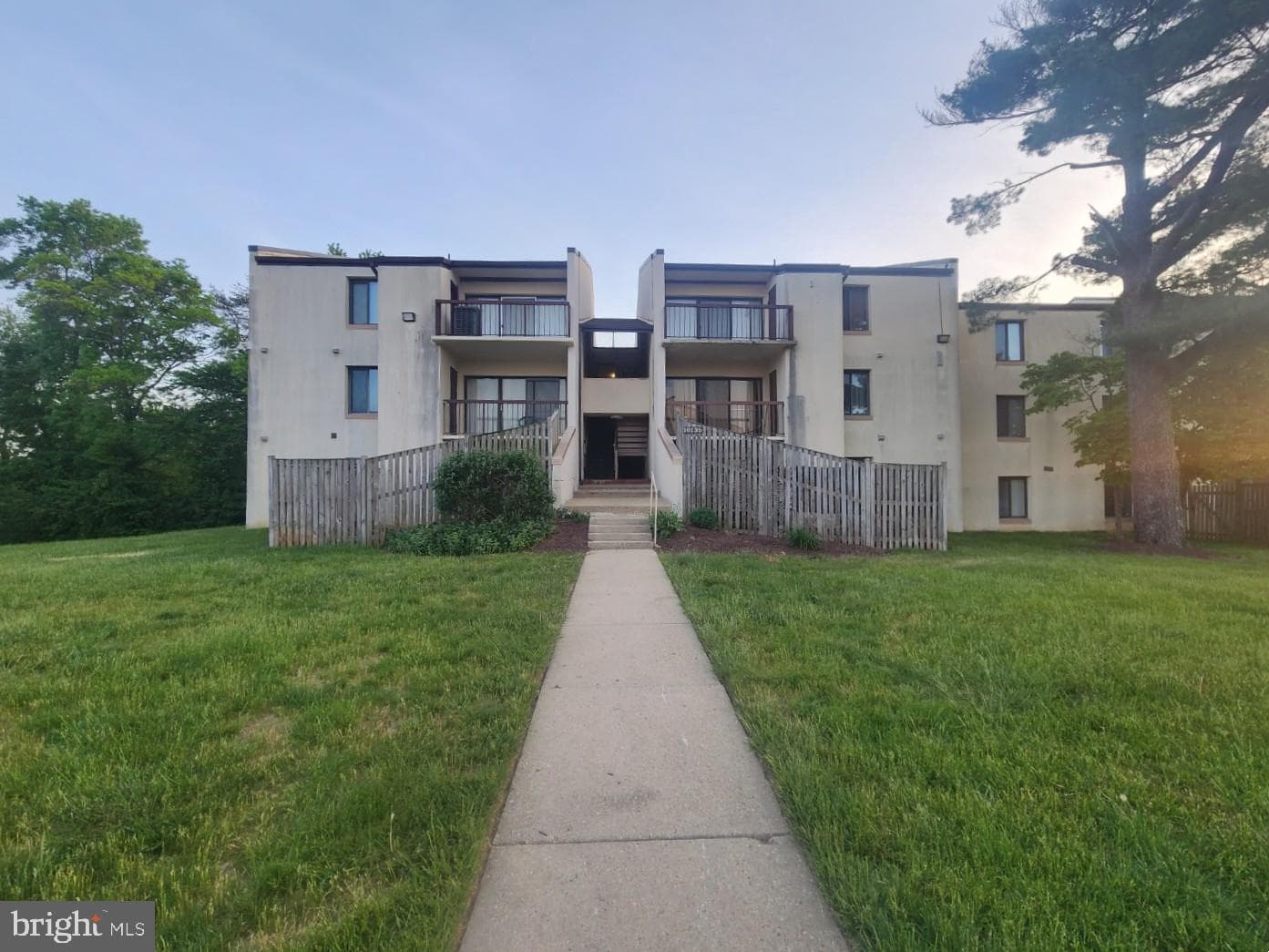 10135 Prince Place #103-6a photo 1