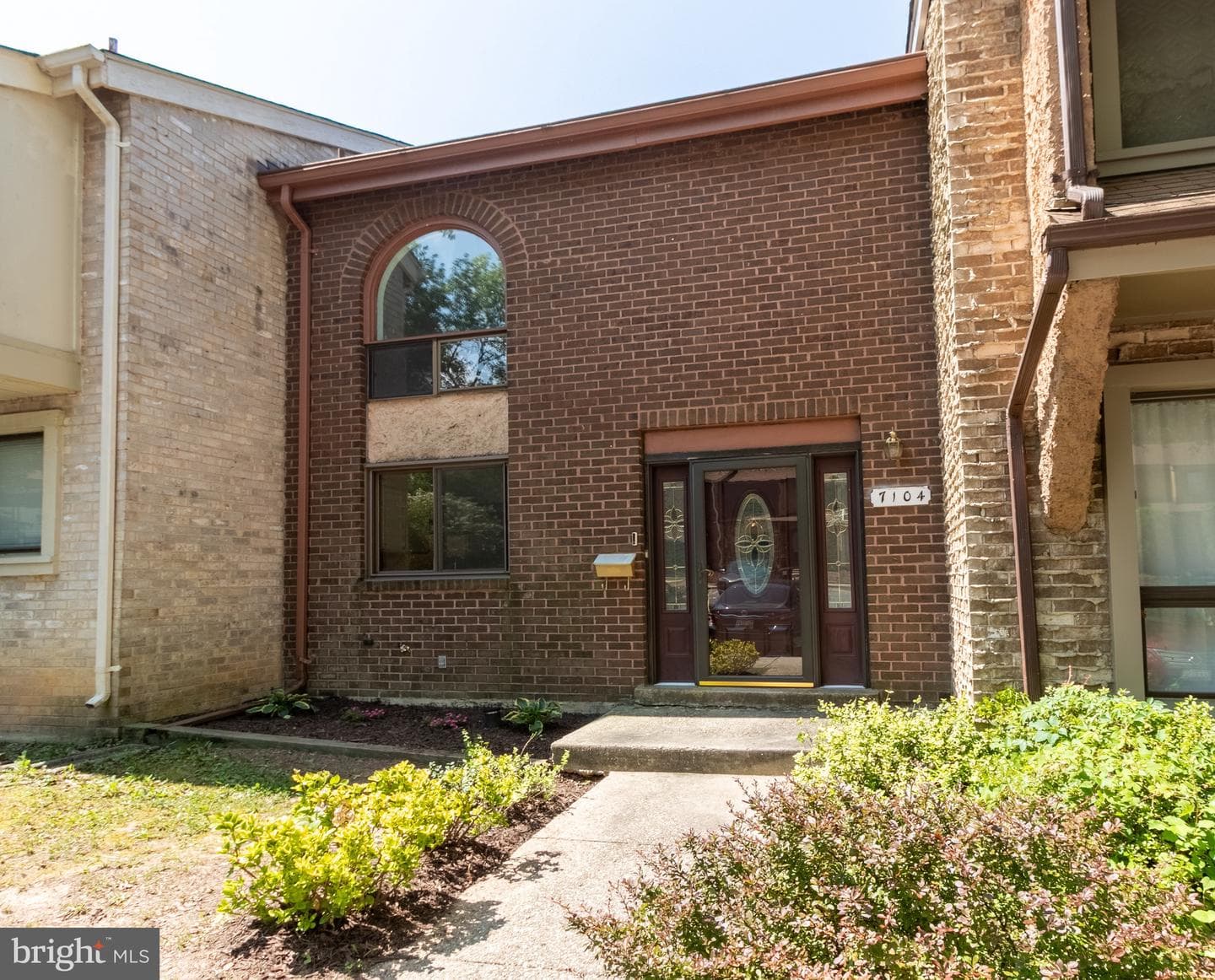 7104 Ora Glen Court photo 1