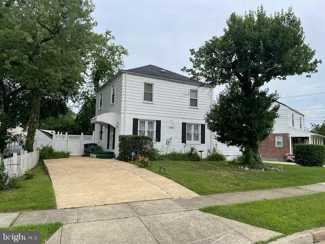 6813 10th Avenue photo 1