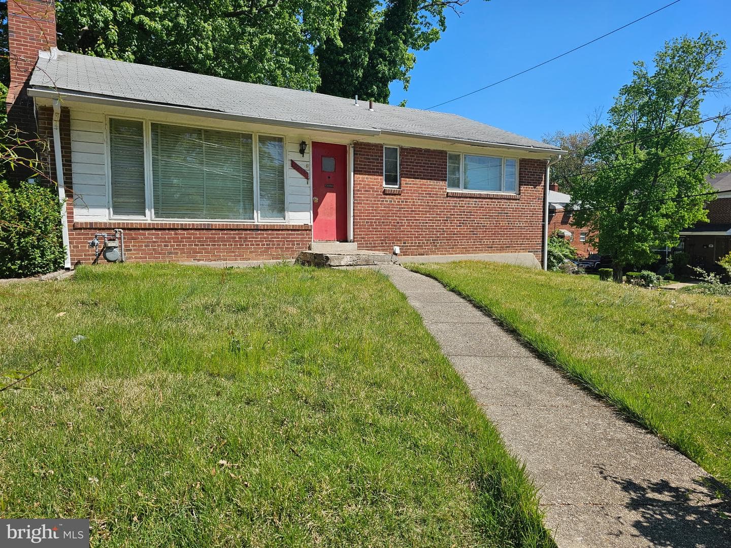 1614 Erskine Street photo 1