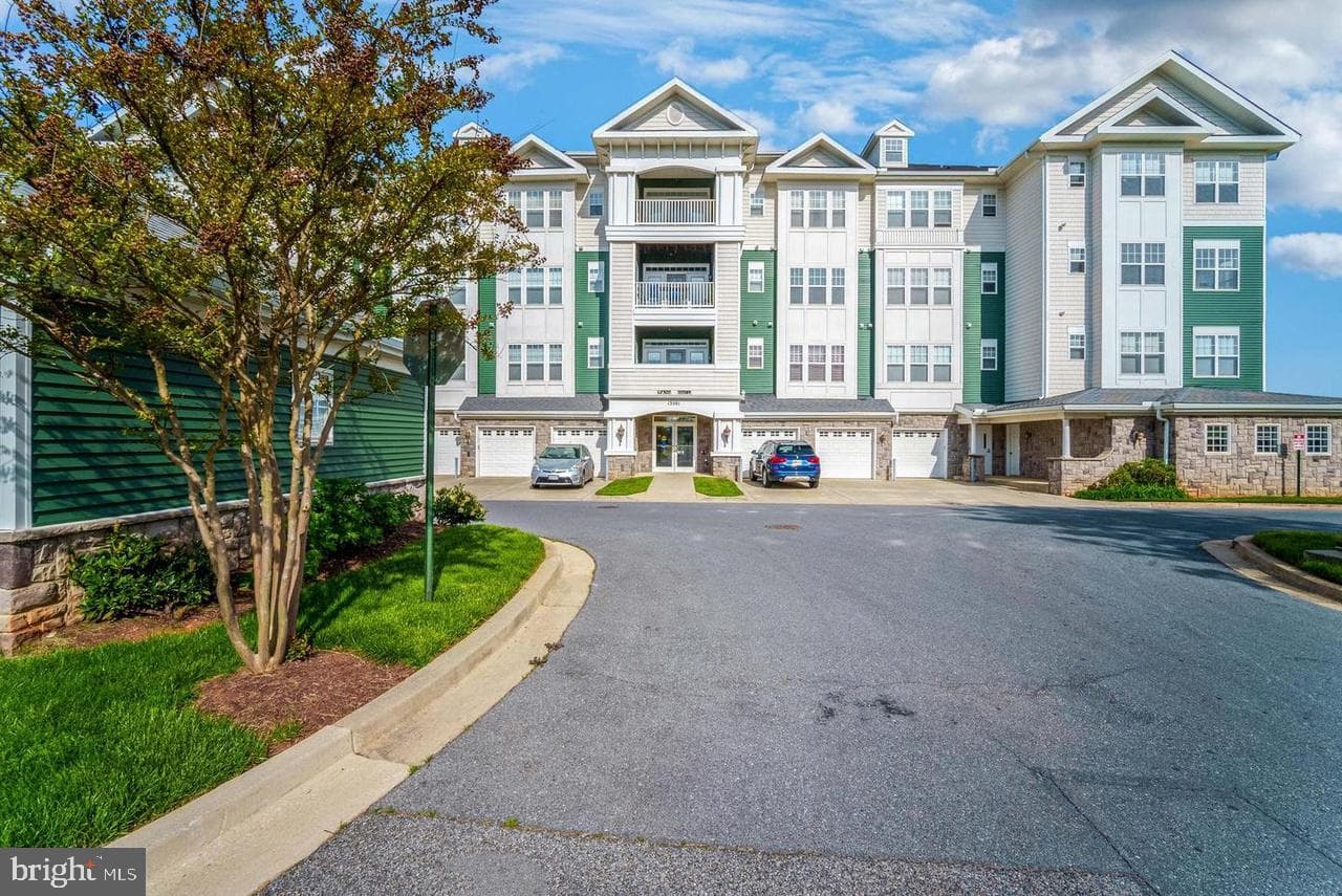 13501 Belle Chasse Boulevard #414 photo 1