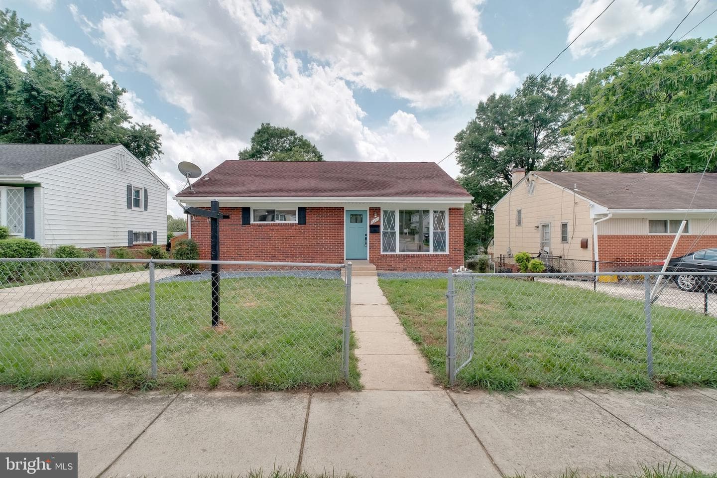6207 Addison Road photo 1