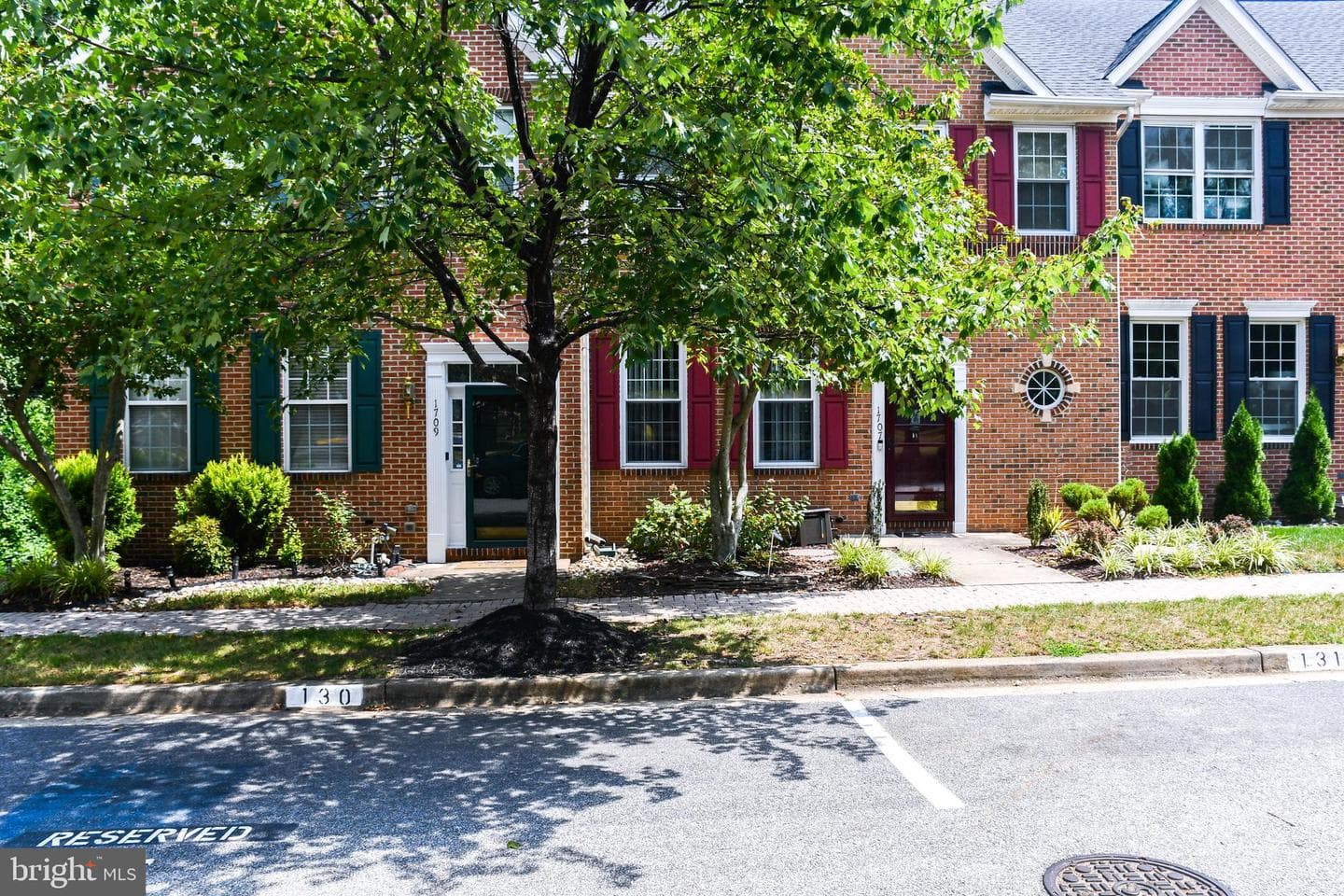 1709 Chinaberry Court photo 1