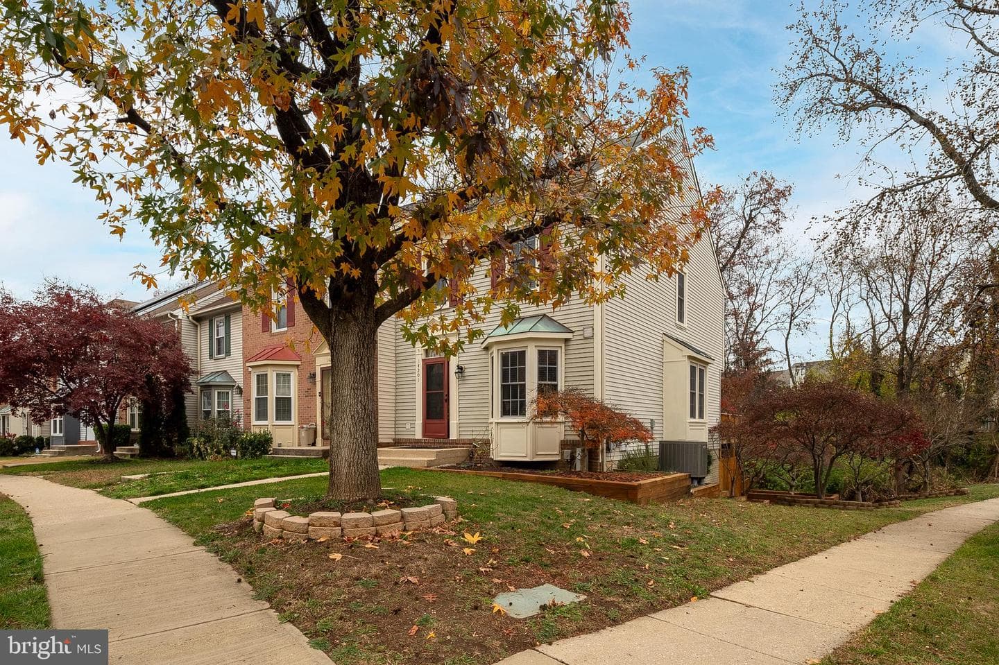 14201 Oakpointe Drive photo 1