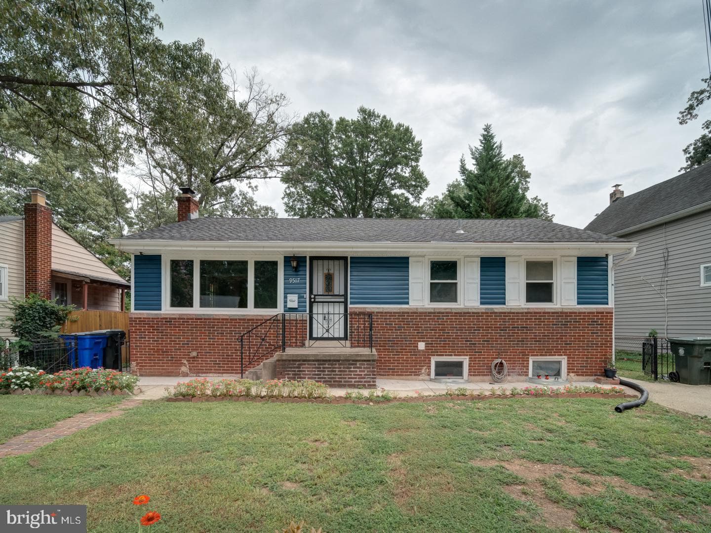 9517 51st Avenue photo 1