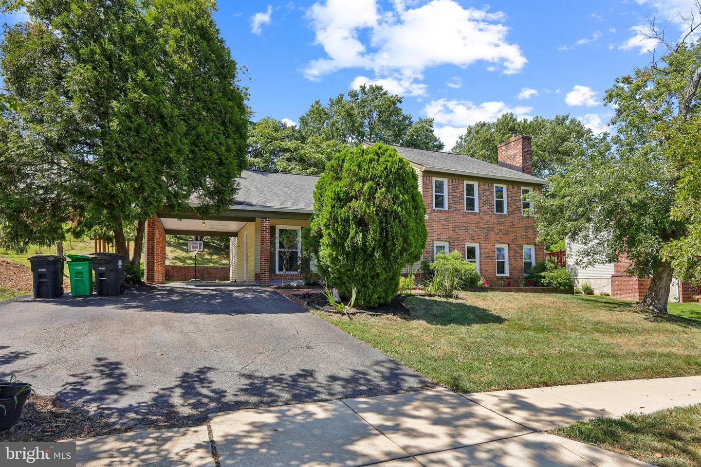502 Bentwood Drive photo 1