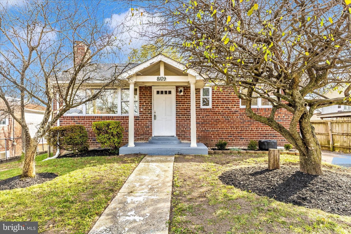 8109 Riggs Road photo 1