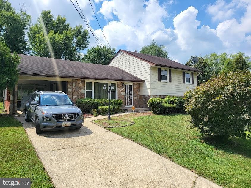 7901 Ashdale Road photo 1