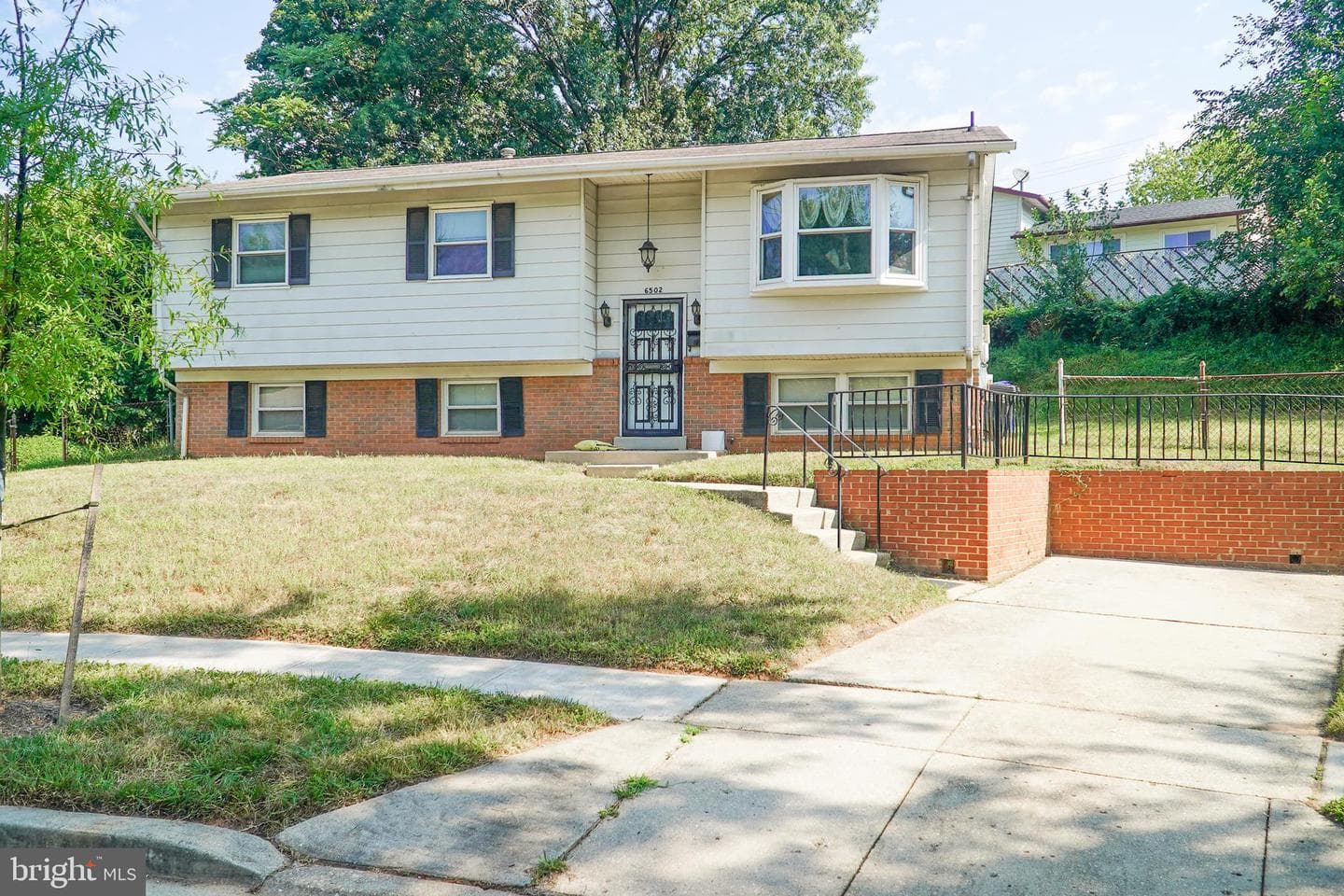 6502 Maureen Court photo 1