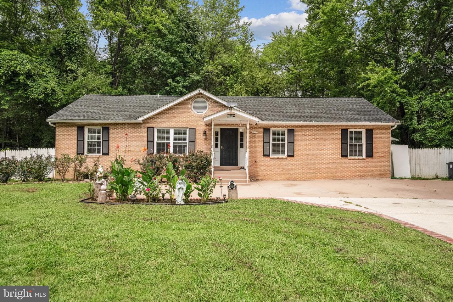 16317 Manning Road W photo 1