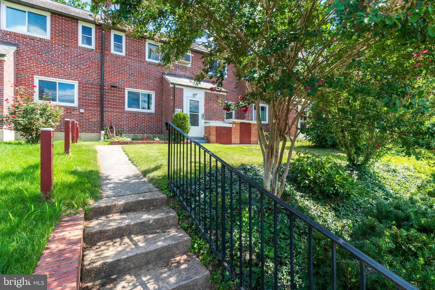 56 Crescent Road photo 1