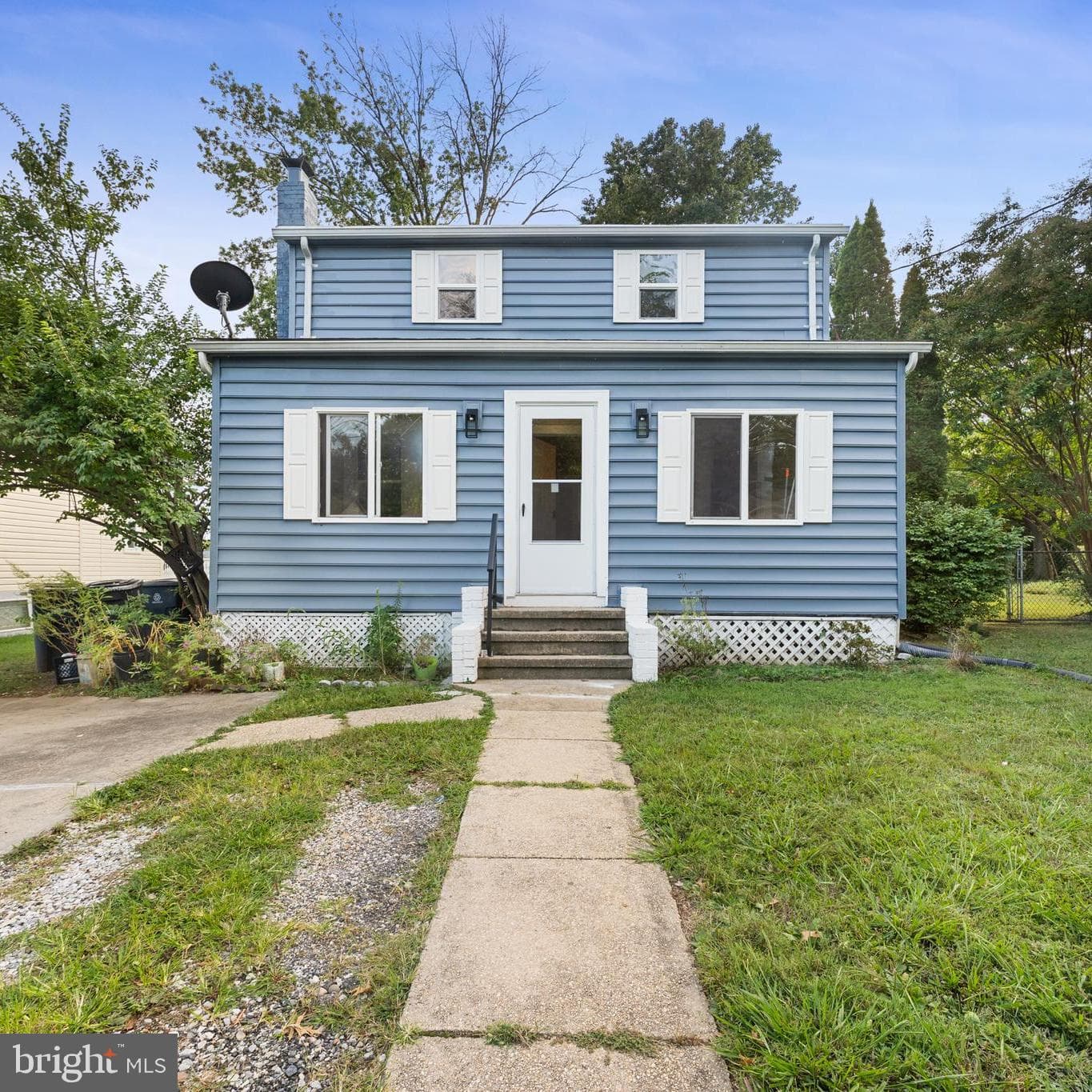 8205 Willow Street photo 1