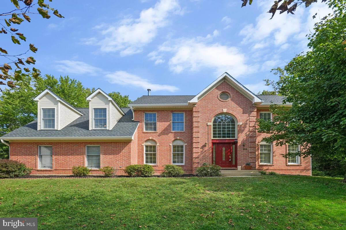 1811 Catherine Fran Drive photo 1