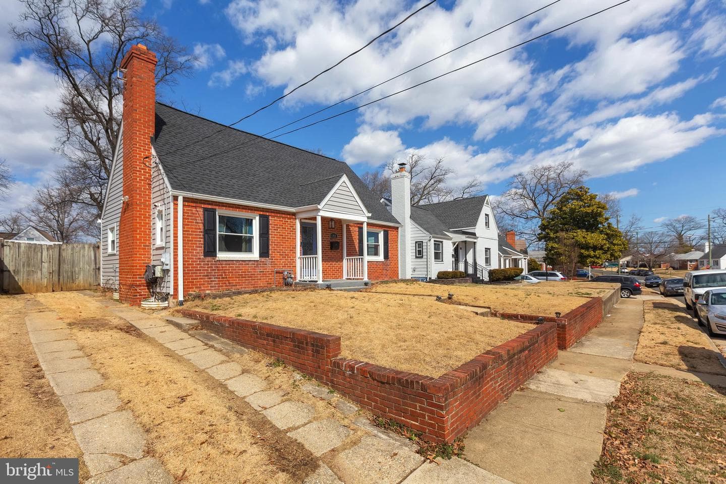 6918 Gateway Boulevard photo 1