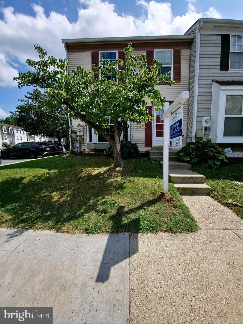 14717 London Lane photo 1
