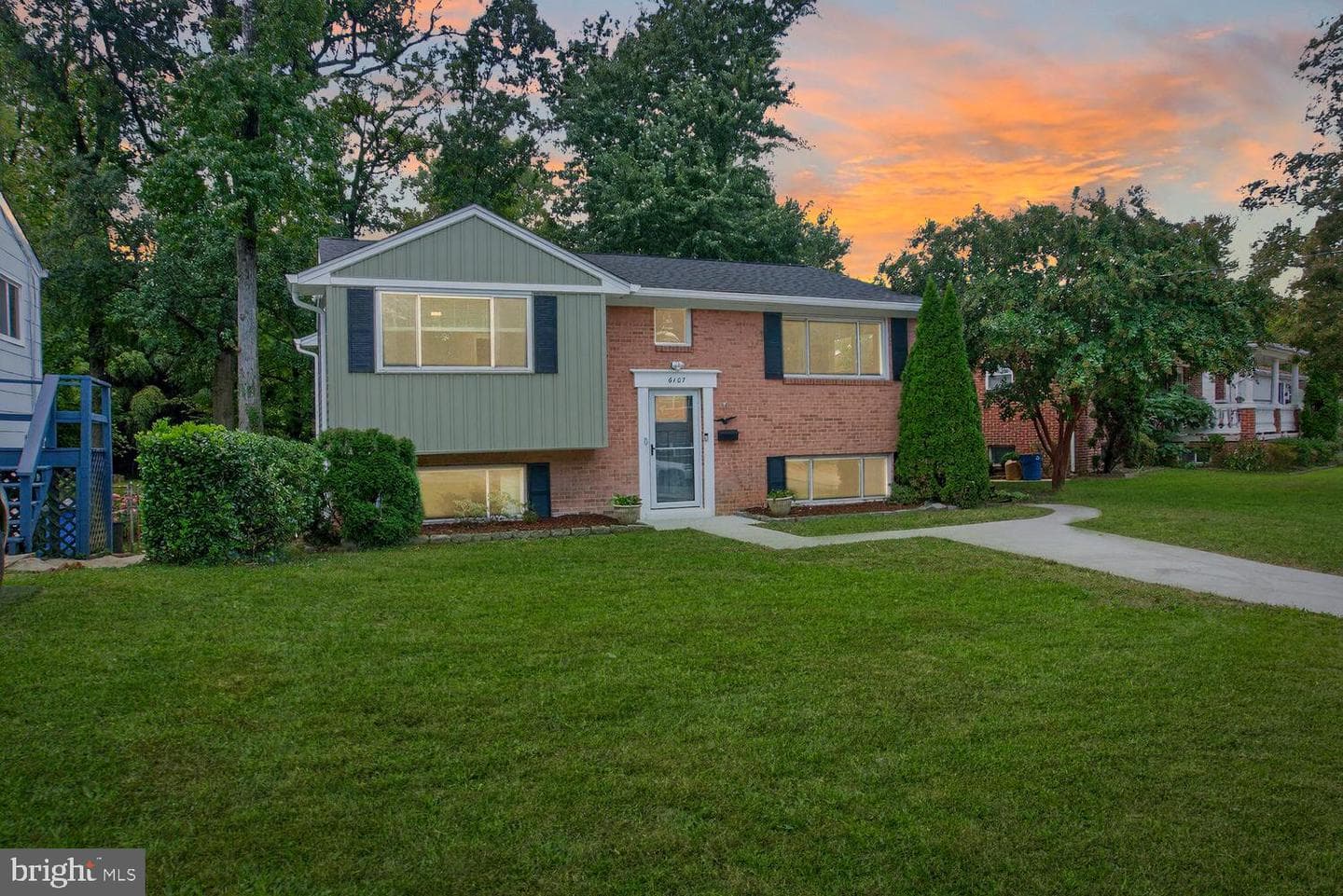 6107 Seminole Street photo 1