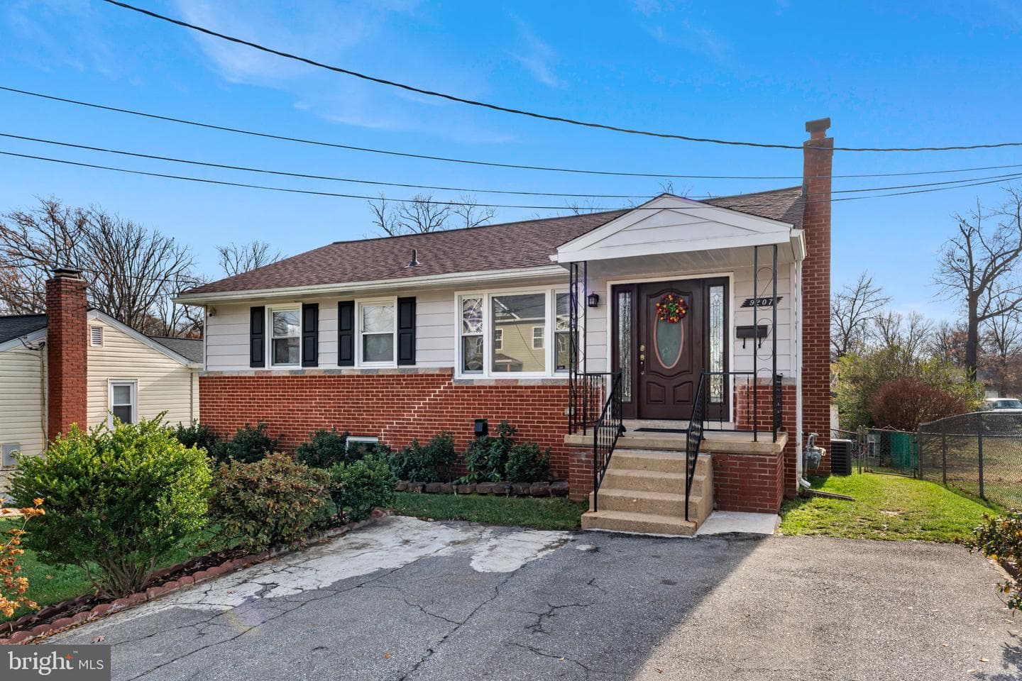 9207 4th Street photo 1