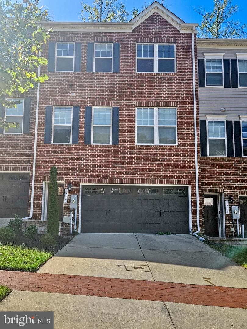 15121 Hogshead Way photo 1