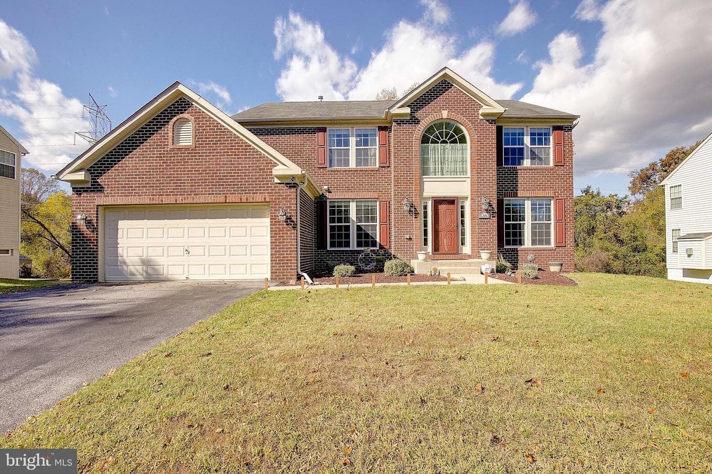 5303 Chestnut Manor Court photo 1