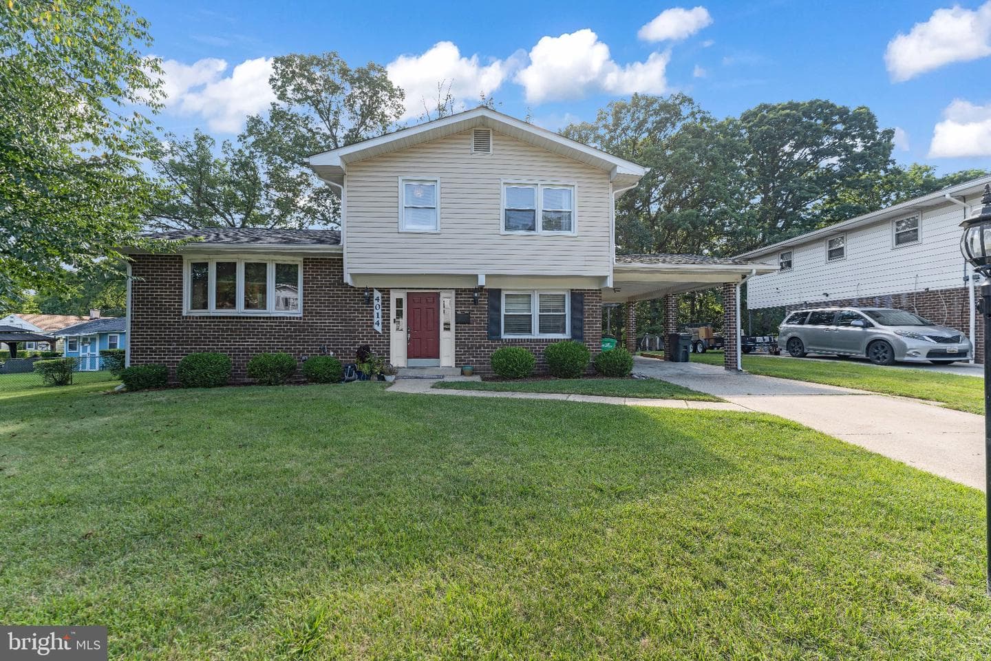 4014 92nd Avenue photo 1
