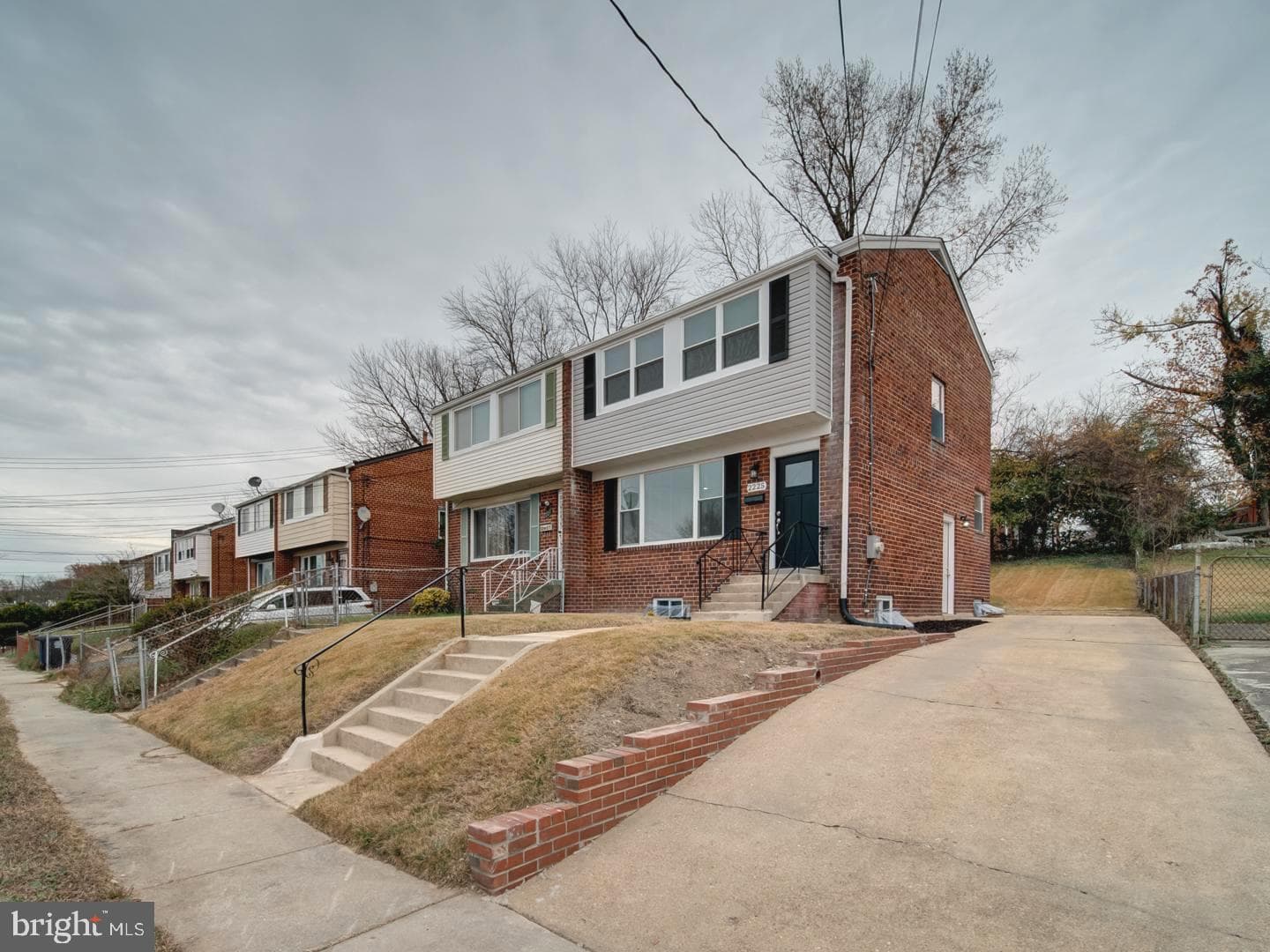 2225 Afton Street photo 1