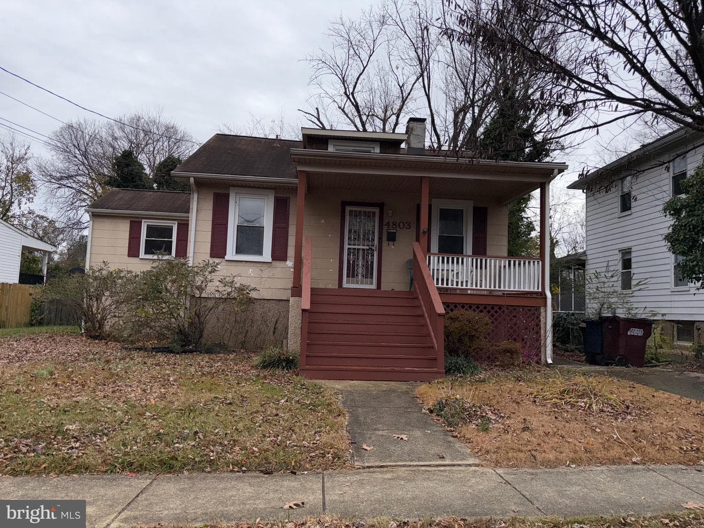 4803 Somerset Road photo 1